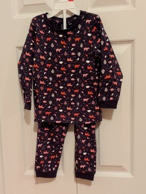 5/20$ 🐻 Kids Navy Print Pajama Set